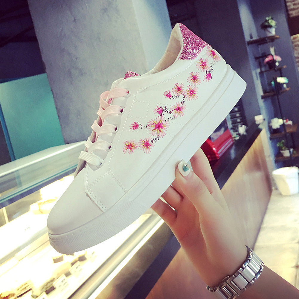 Sports Running Sneakers Embroidery Flower Shoes