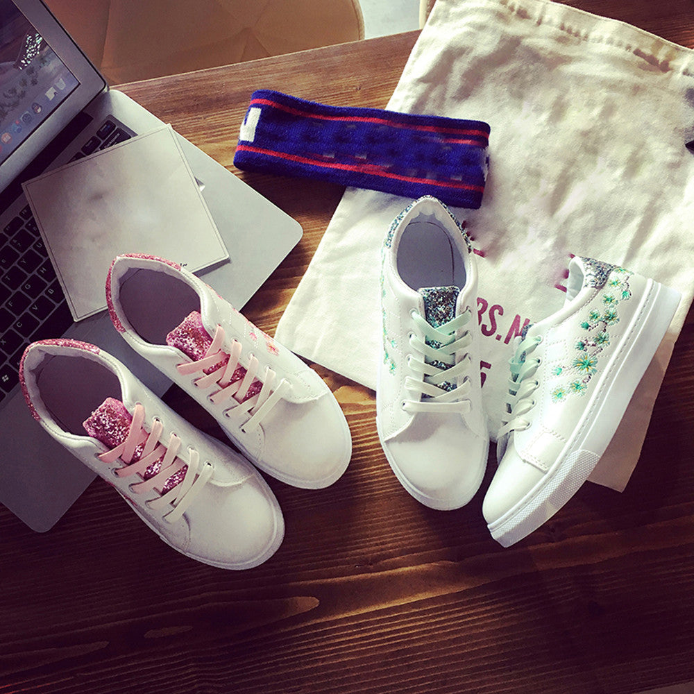 Sports Running Sneakers Embroidery Flower Shoes